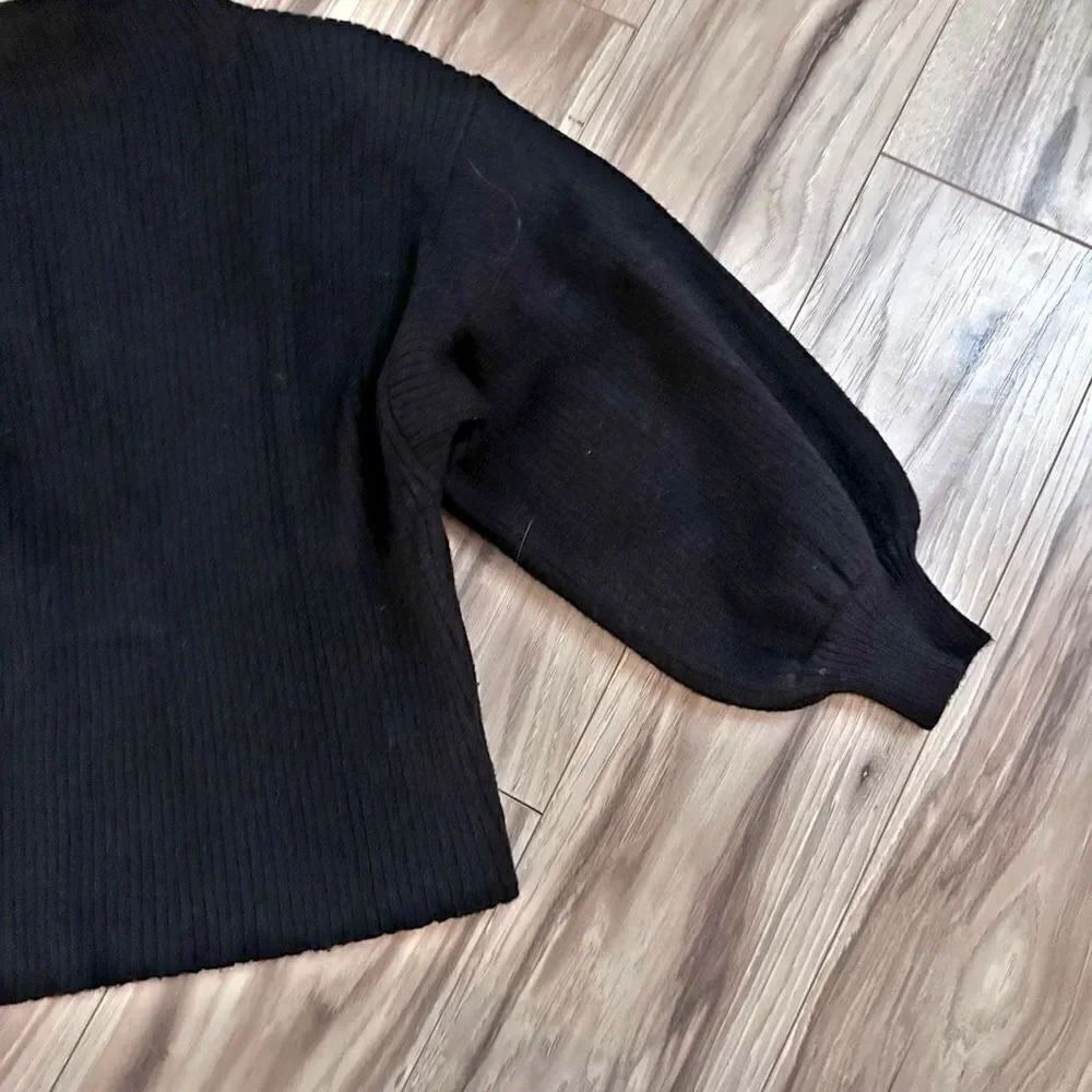 LINE & DOT | Revolve Women Black Mock Neck Balloon‎ Sleeve Pullover Sweater | XS - Picture 3 of 8